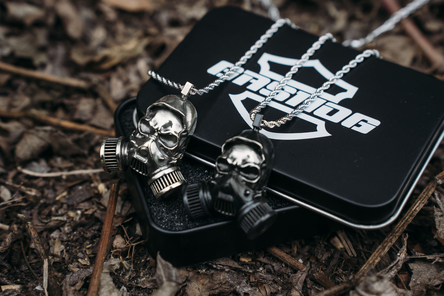 BIO-SKULL PENDANT NECKLACE